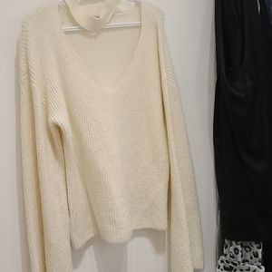 Guess- Cream Sweaters